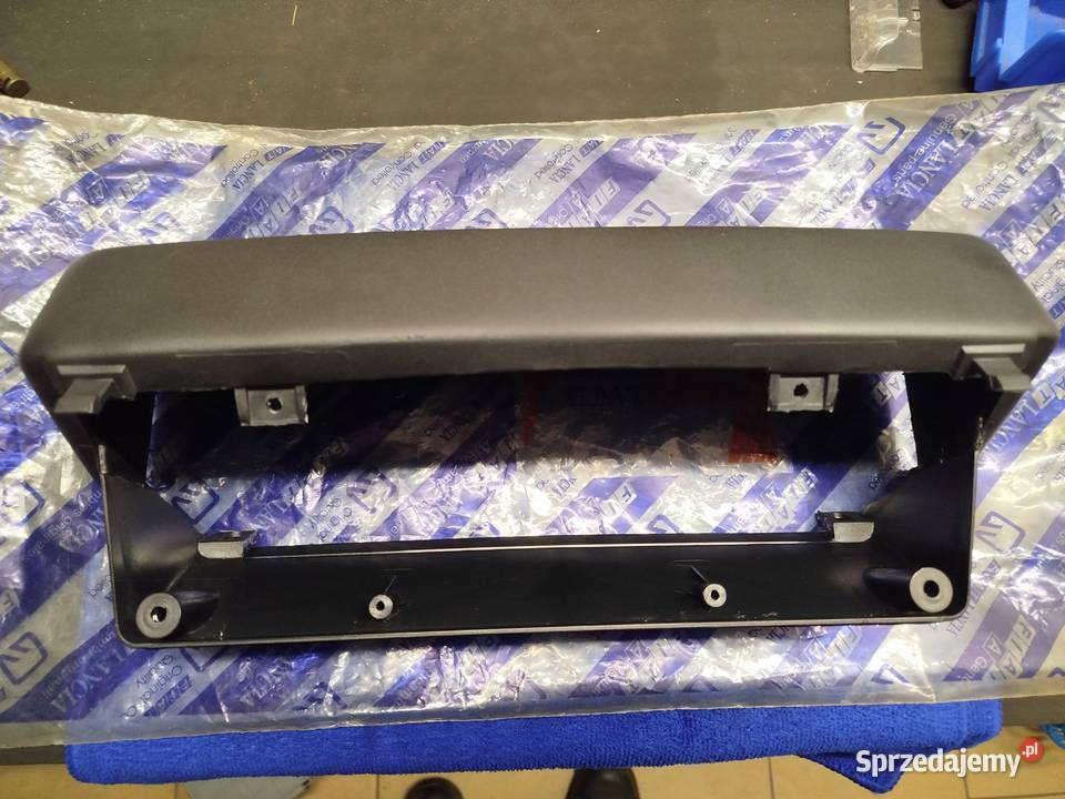 Daszek Obudowa licznika Fiat 126p el fl elx Rok produkcji 1997 małopolskie Kraków