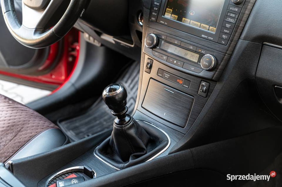 TOYOTA AVENSIS wielofunkcyjna kierownica Targowiska