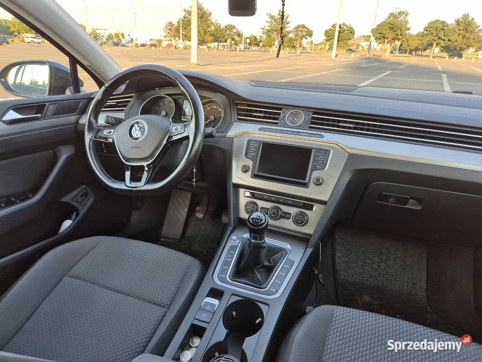 Volkswagen Passat B8 Variant 14 TSI 125 Salon Katowice