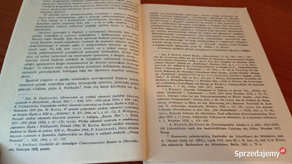 Średniowieczne opactwo cystersów w Rudach Podręczniki sprzedam