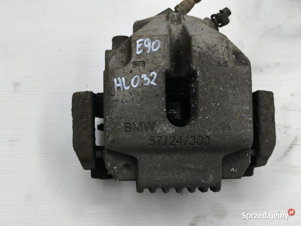 ZACISK PRAWY PRZÓD BMW E90