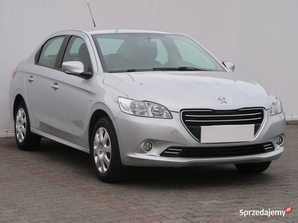 Peugeot 301 1.6 VTi