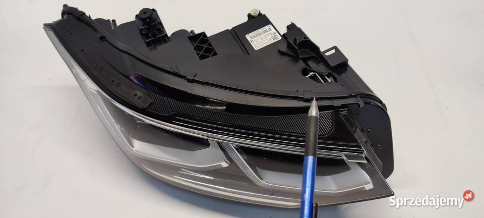 VW TIGUAN II LAMPA PRAWY PRZÓD ANGLIK RHD osobowe