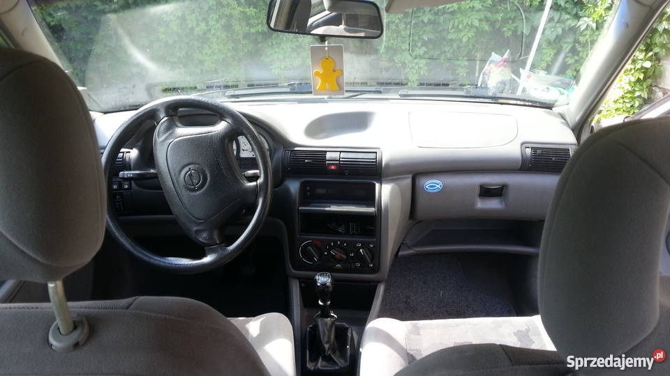 Opel Astra F HATCHBACK 14 benzyna śląskie Mysłów sprzedam