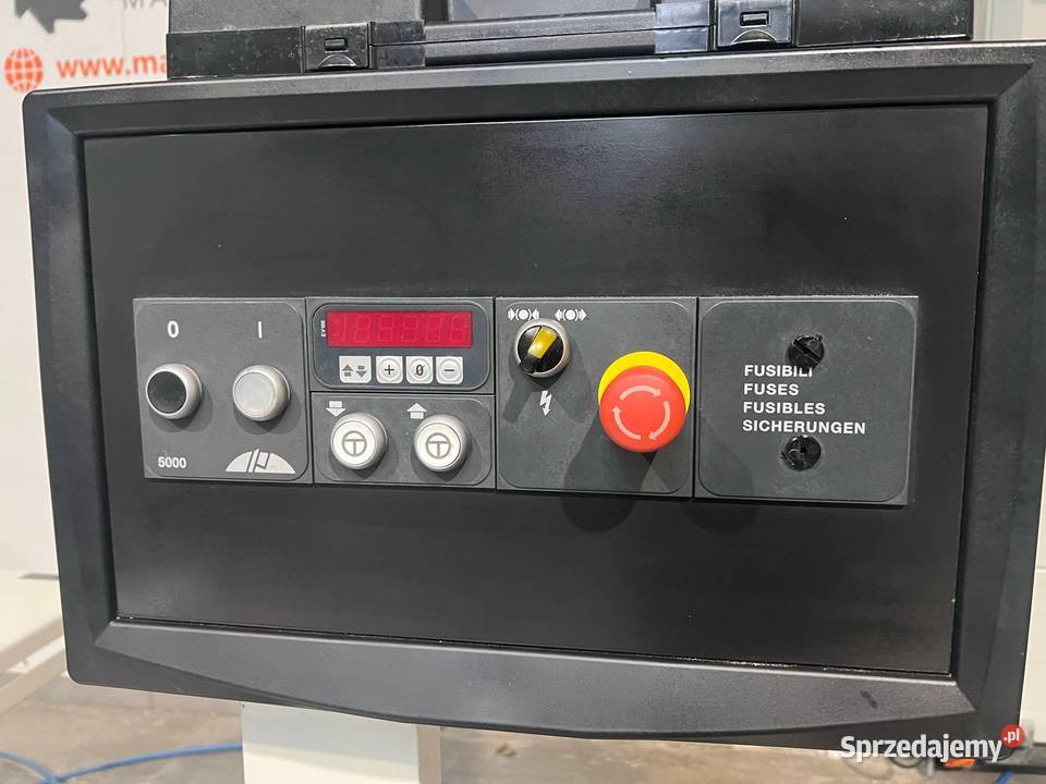 Wyrówniarka SCM F520 Class małopolskie Juszczyn