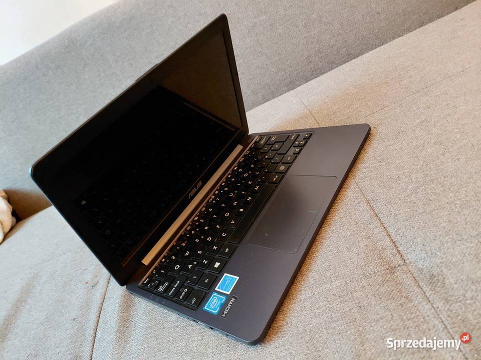 Asus Notebook E203N Gdańsk