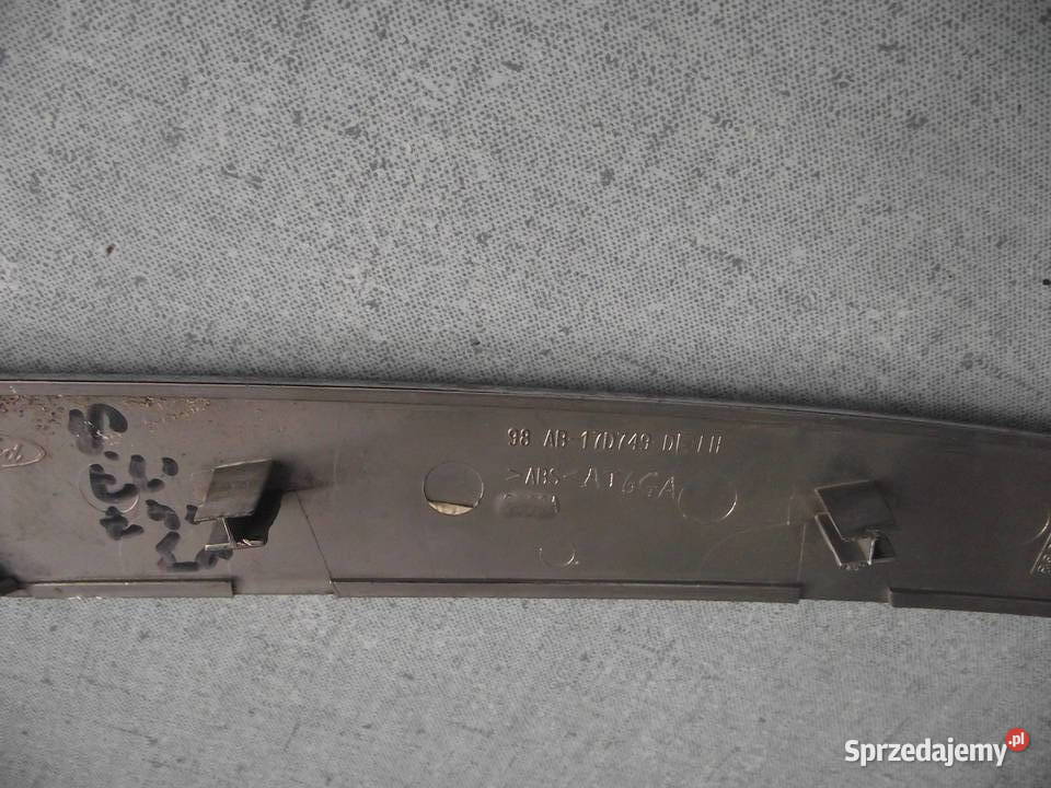 Ford Focus listwa chrom zderzaka przedniego Karoseria Wrocław sprzedam