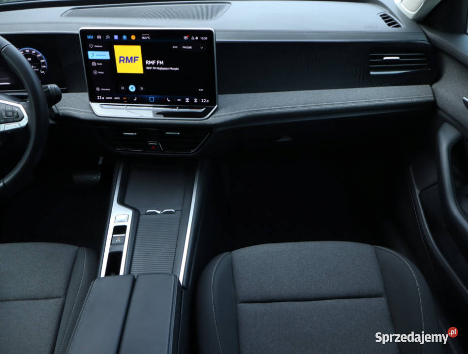 VW Passat 15 eTSI ACT radio Passat Piaseczno sprzedam
