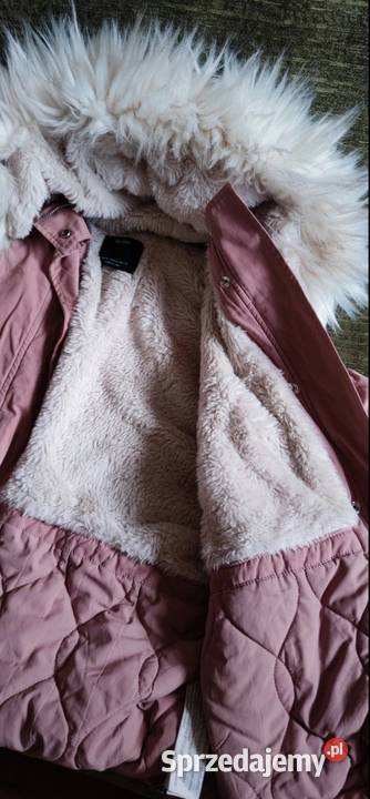 Kurtka marki Bershka w kolorze pudrowego różu Ząbkowice Śląskie