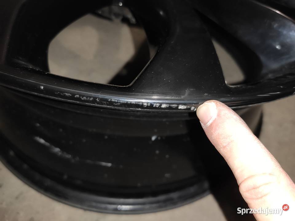 Oryginalne czarne alufelgi NISSAN Qashqai II aluminiowe Kielce