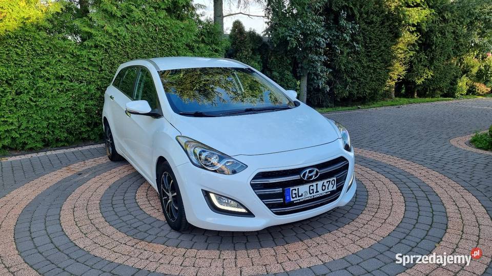 Hyundai i30 2017r 16 135 127000 podgrzewane fotele Żytniów