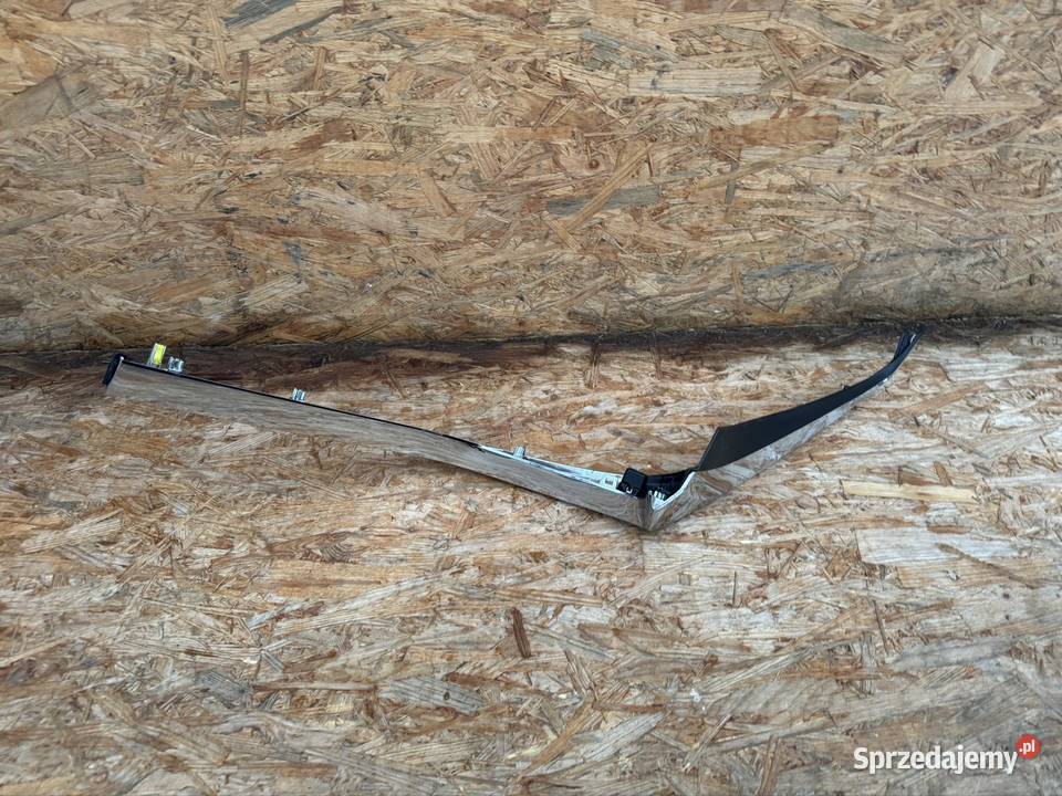 Chrom lewy lh grilla atrapy Mazda 2 19 DHM1507K1 osobowe wielkopolskie Sieraków sprzedam