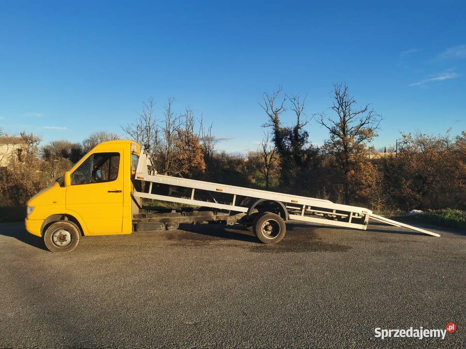 mercedes sprinter 412 LAWETA bliźniak dostawcze sprzedam