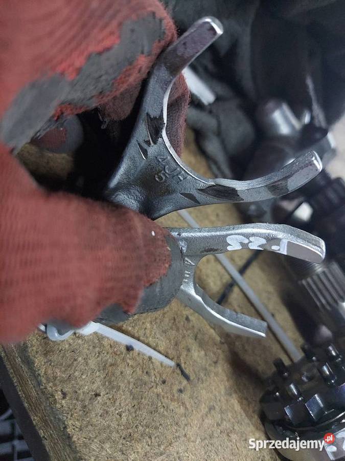 Yamaha FZS 600 Fazer skrzynia biegów wałek wałki Skrzynie biegów Jelenia Góra