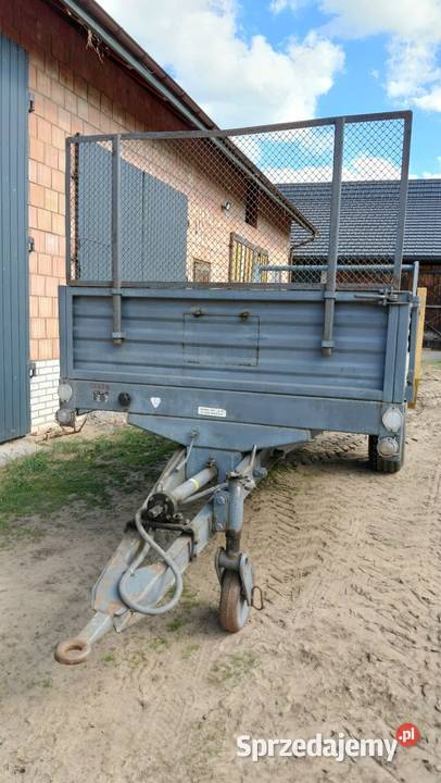 Kupię osłone boczną rozrzutnika czarna Rozrzutniki obornika lubelskie sprzedam