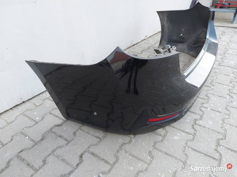 BMW G21 G20 Kombi 330e 2022r zderzak tył tylny osobowe sprzedam