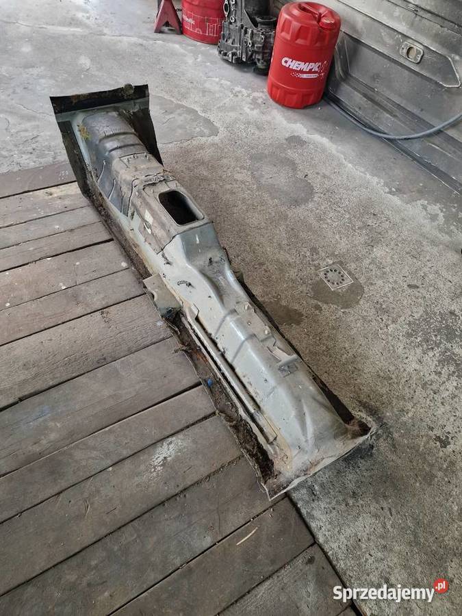 Tunel środkowy vw corrado pod syncro do mk2 sprzedam