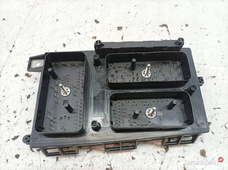 SKRZYNKA BSI 13191127 015349211 Opel Astra III