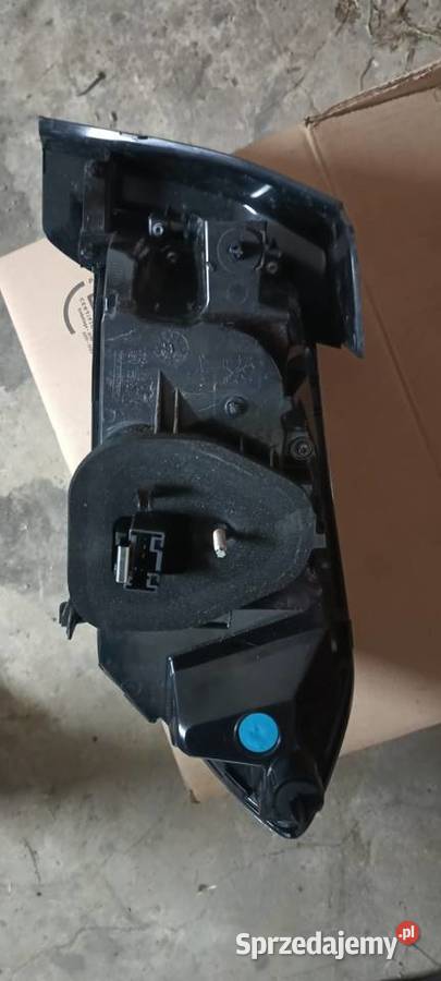 LAMPA LEWY TYŁ TYLNA LEWA PEUGEOT 208 II LED Lampy tylne Krzemienica