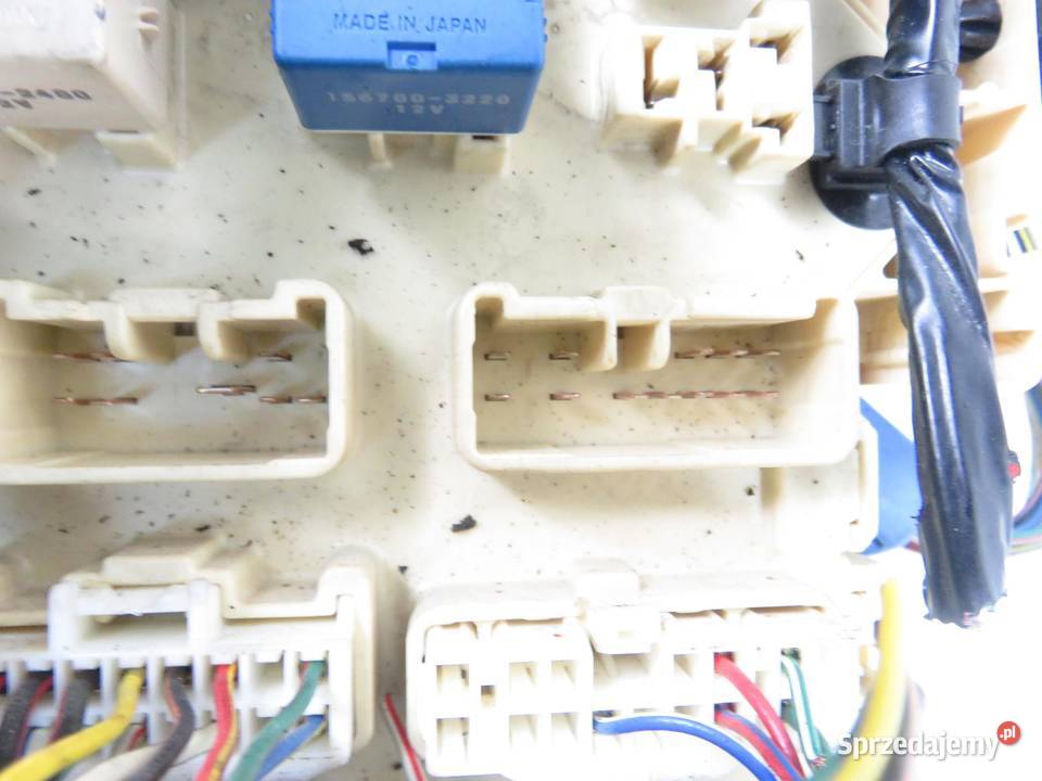 BSI SUZUKI SWIFT III MZ EZ 13 4x4 RS 413 M13A osobowe Skrzynki bezpieczników