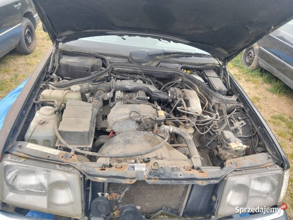 W124 coupe z sedanem