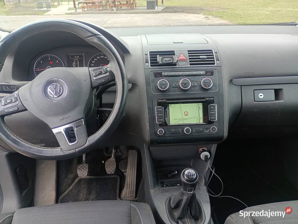 Volkswagen Touran stan idealny Samochody osobowe Dąbrowa Górnicza