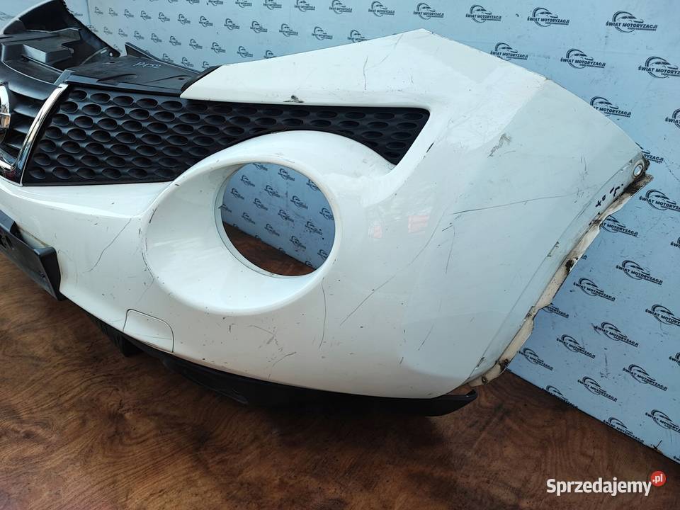 NISSAN JUKE 10r zderzak przód