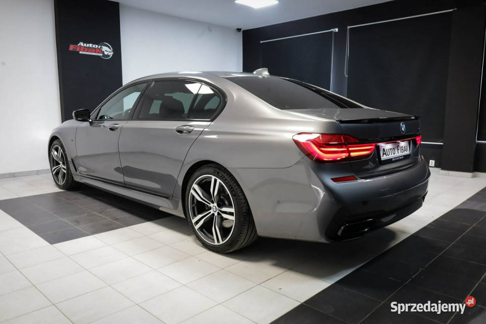 BMW 740
