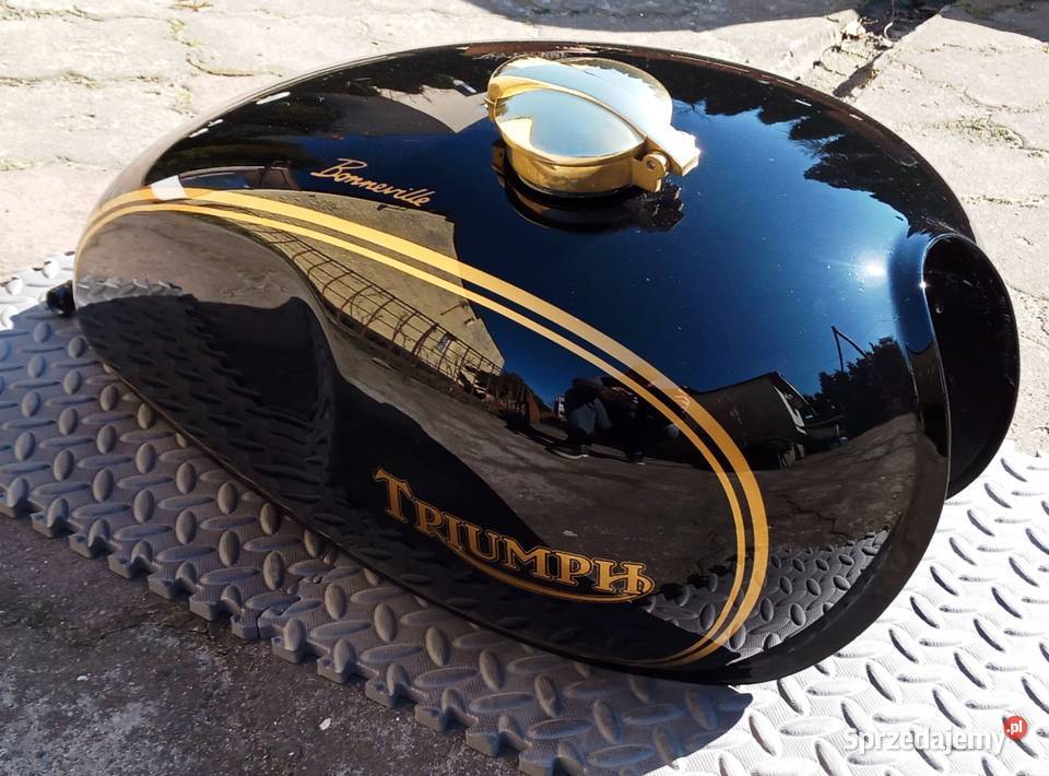 lakierowanie motocykli renowacja custom grafika