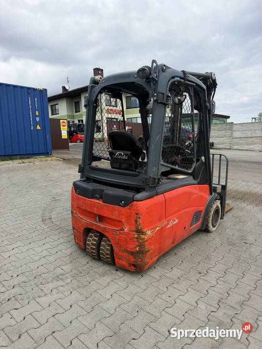 wózek widłowy elektryczny LINDE E20L Triplex elektryczny
