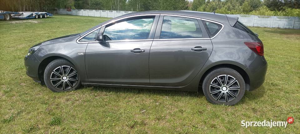 Opel Astra J 17 CDTI