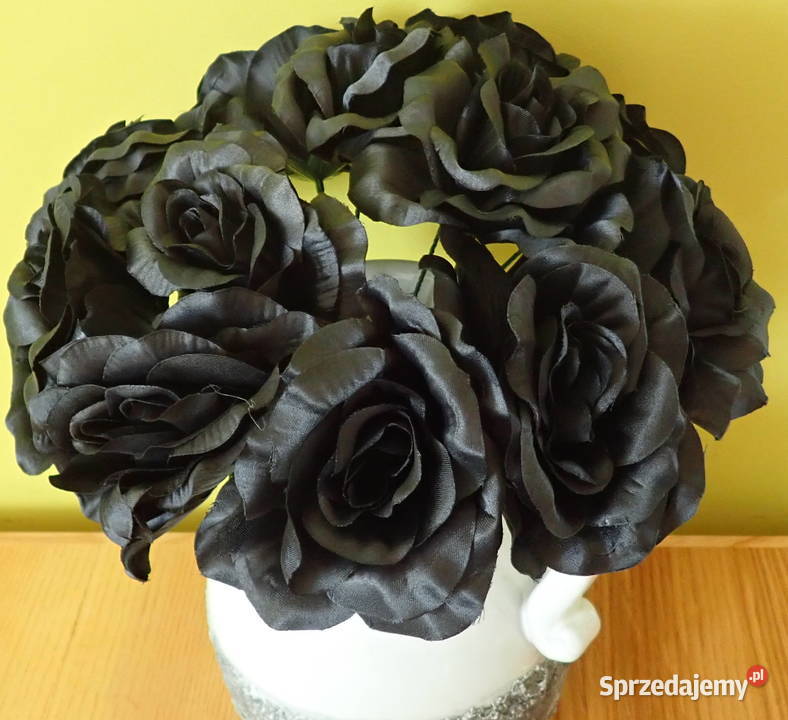 Róże rozwinięte CZARNE średnica 10 główki Siewierz