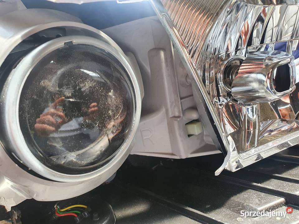 Lampa mitsubishi lancer bi xenon sprawna łódzkie Łódź sprzedam