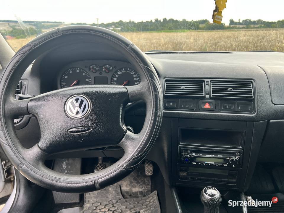 Golf IV 16 16V małopolskie Zielenice sprzedam