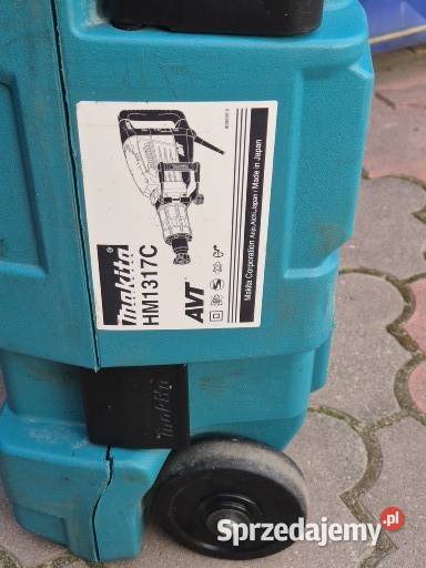 Młot wyburzeniowy Makita HM1317C sprzedam