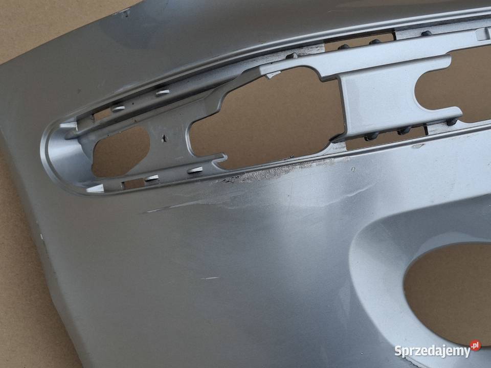 MERCEDES CKLASA W203 LIFT ZDERZAK PRZÓD PRZEDNI Bieleń