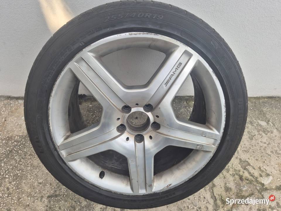 Opona z felga AMG 25540R19 Radom