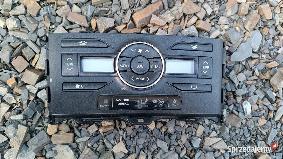 5590002300 Panel nawiewu klimatronic Toyota osobowe Radłów sprzedam