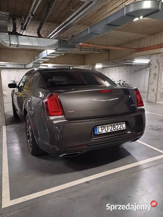 Sprzedam Chryslera 300S 2018 Puławy