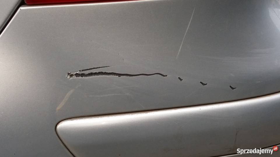 VW GOLF IV TDI 19 2003r Srebrny metalic manualna Starachowice