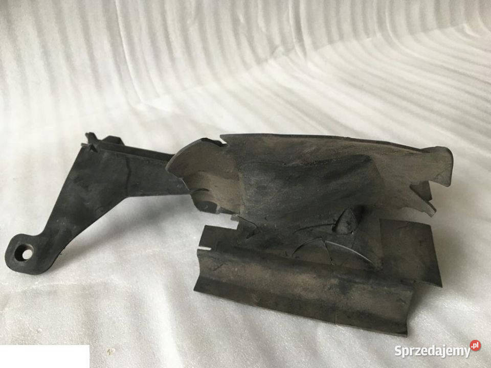 VOLVO S60 V60 WLOT KIEROWNICA POWIETRZA 30796466 Kozubszczyzna
