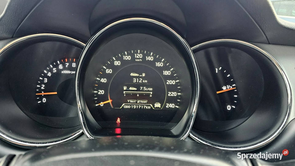 Kia Ceed Salon PolskaOszczędny 45