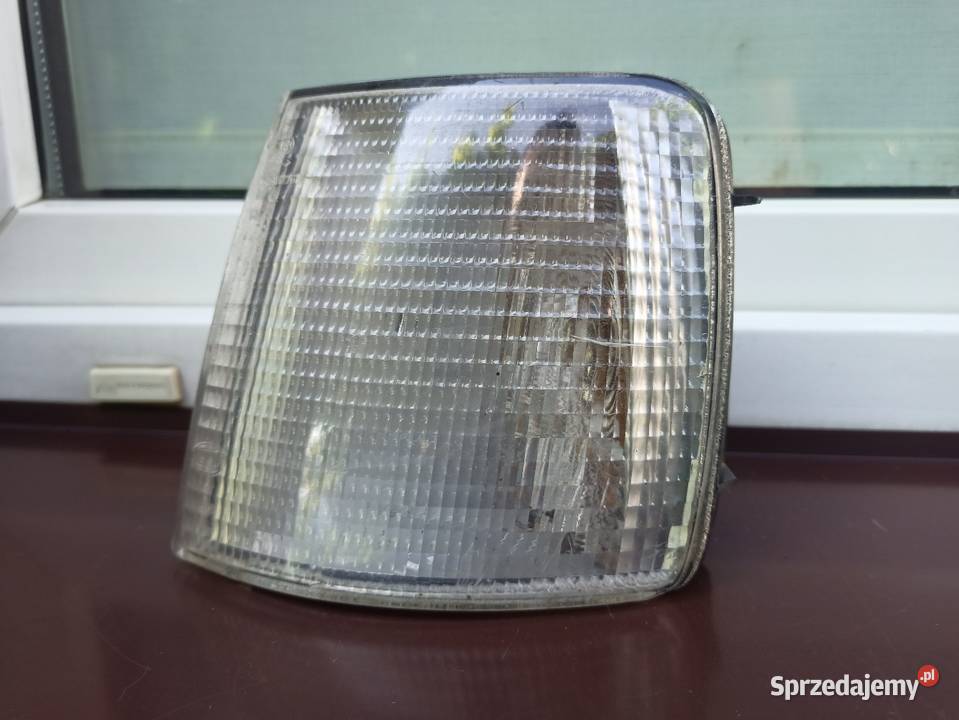 VW Passat B3 kierunkowskaz kierunek lewy Sieradz