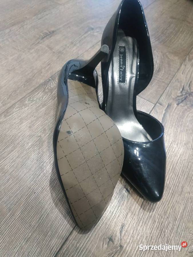 Szpilki czarne eleganckie czółenka lakierowane skóra ekologiczna Bolesławiec sprzedam