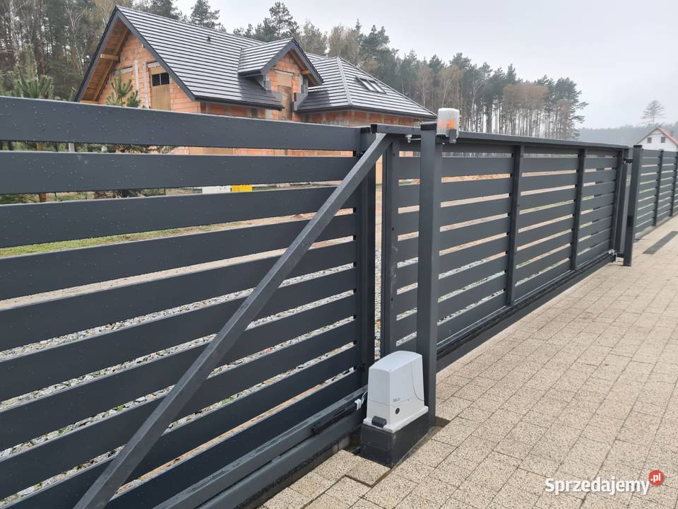 Brama skrzydłowa 300x150 nowoczesne ogrodzenie Bramy Konin