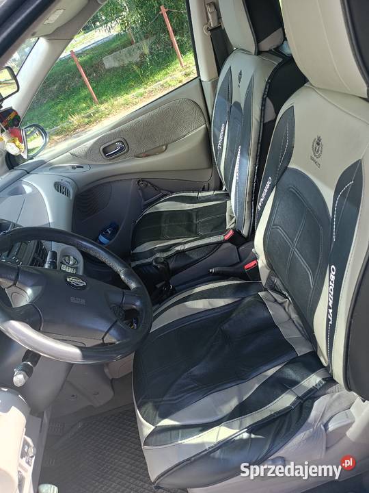 Sprzedam Nissan Almera tino Rok produkcji 2001 sprzedam