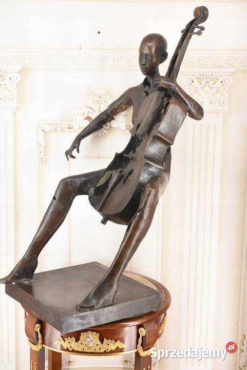 Wielka Modernistyczna Wiolonczelistka Kobieta z Kraków