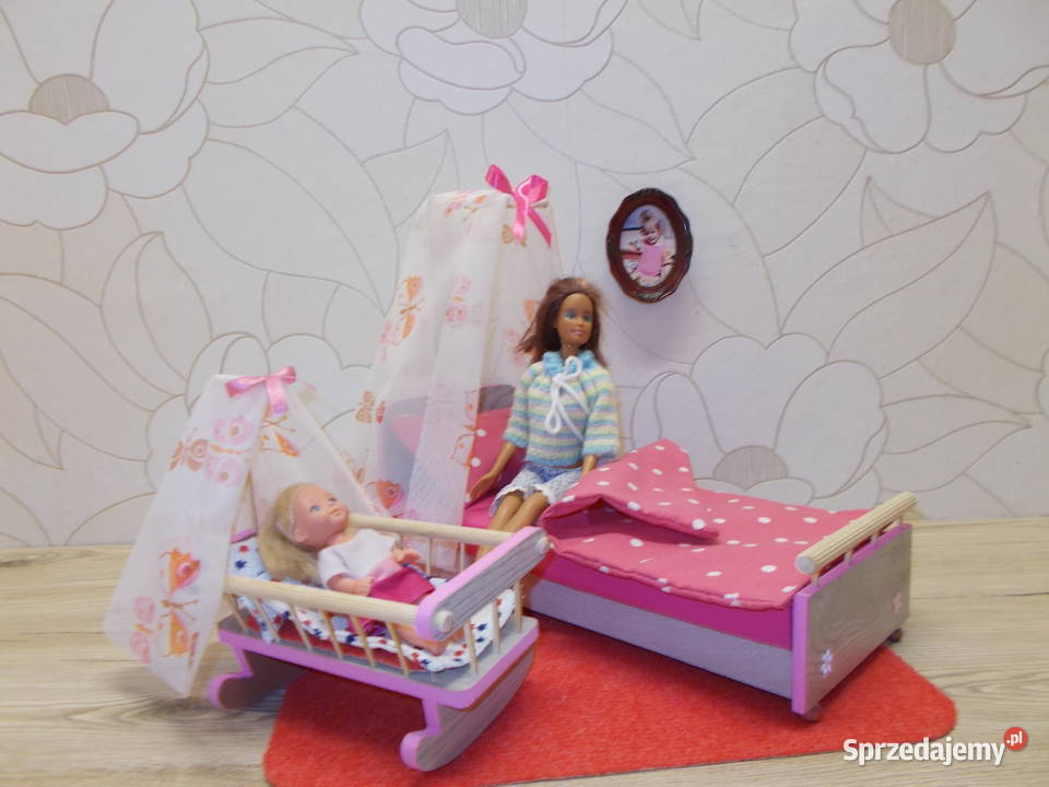 mebelki lalek barbie łóżko kołyska drewniane pomorskie Kwidzyn