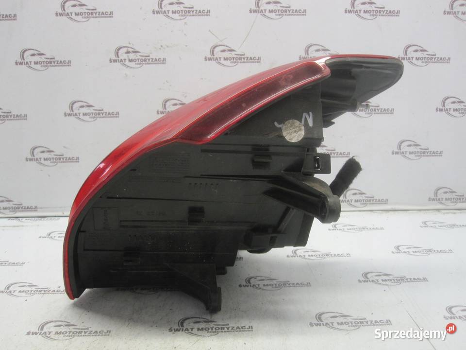 PEUGEOT 3008 I LIFT 16r lampa lewa tył osobowe Lampy tylne