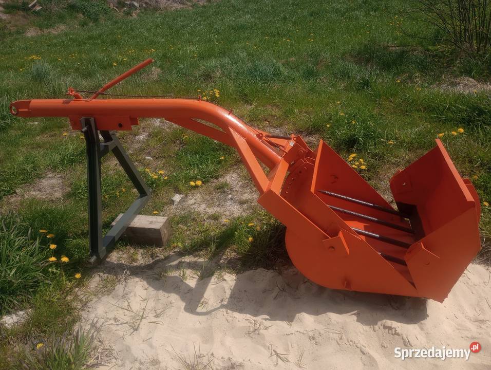 Ładowacz na tył ciągnika